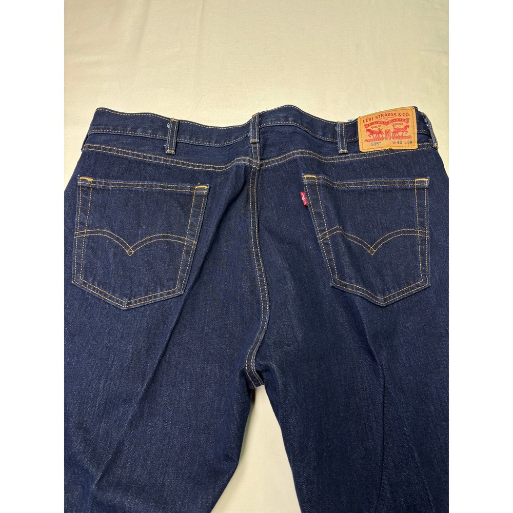 Levis 505 Regular Fit Straight Leg Jeans Mens 42x26 Dark Wash Indigo Denim - Picture 8 of 15